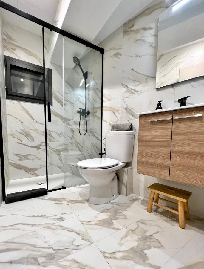 Apartamento Colgante Al Rio Con Vistas Al Puente 캄프로돈 외부 사진