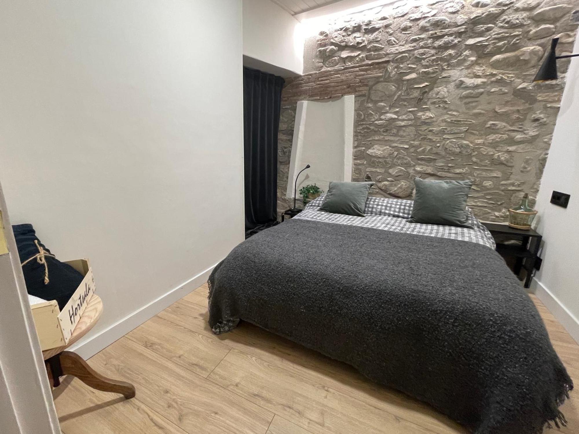 Apartamento Colgante Al Rio Con Vistas Al Puente 캄프로돈 외부 사진